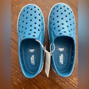 Old Navy Toddlers/Kids Blue Slip-on Perforated Shoes